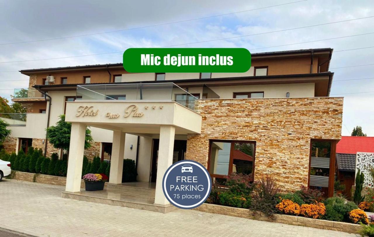 Hotel Yarus Plus Ploiesti Bagian luar foto
